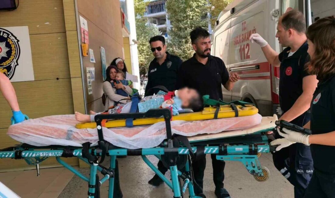 2 yaşındaki çocuk 3. kattan beton zemine düştü Bursa’nın İnegöl ilçesinde 2 yaşındaki çocuk, 3. katın penceresinden beton