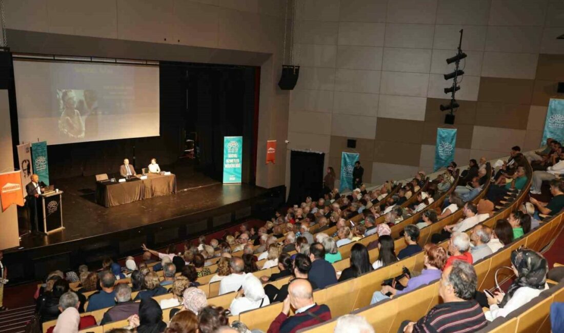 Nilüfer Belediyesi, 21 Eylül Dünya Alzheimer Günü kapsamında düzenlediği seminerle