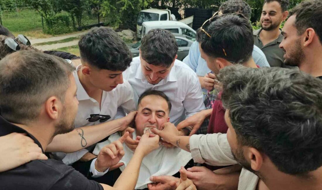 Bursa’da asırlardır yaşatılan düğün geleneğinde damat yolun ortasında kahve pişirdi,