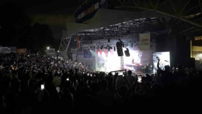 Bursa’da düzenlenen Bir Gençlik Festivali, yüzlerce gencin katılımıyla gerçekleşti. Festivalde
