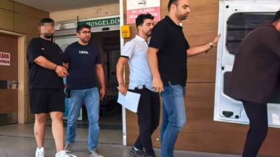 Bursa’nın İnegöl ilçesinde polis ekipleri, dolandırıcılık şüphelilerini düzenlenen operasyonla yakaladı.