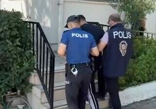 Bursa’nın İznik ilçesinde polis ekiplerince aranan şahıslara yönelik gerçekleştirilen çalışmalarda,