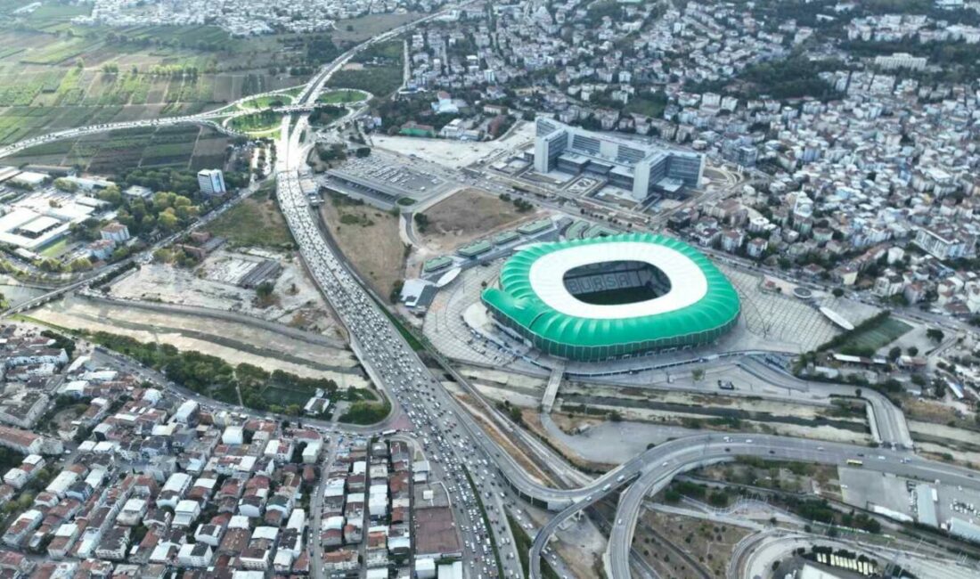 Bursa’da okullar açıldı, korkulan trafik yoğunluğu oluşmadı Bursa’da 2026-2027 eğitim öğretim yılının ilk ders zili bugün çaldı.