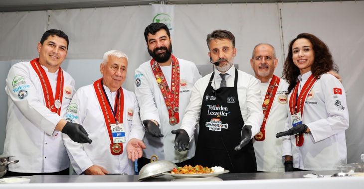 Bursa’nın asırlık lezzetleri dünya sahnesinde Bursa Büyükşehir Belediye Başkan Vekili Şahin Biba, ’Fetheden Lezzetler’ temasıyla