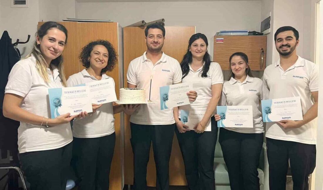 Burtom Sağlık Grubu’dan fizyoterapistlere teşekkür Burtom Sağlık Grubu, 8 Eylül Dünya Fizyoterapistler Günü vesilesiyle bünyesinde