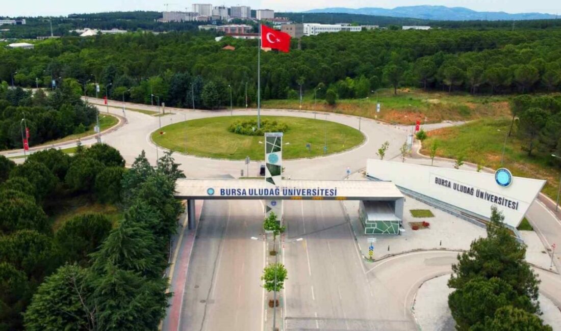 BUÜ’lü genç yetenekler TEKNOFEST finallerinde Türkiye’nin Millî Teknoloji Hamlesi vizyonu doğrultusunda düzenlenen dünyanın en büyük