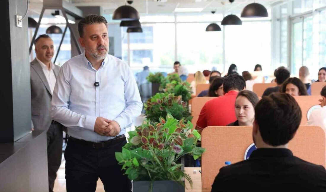 Büyükşehir’den 2 bin 500 adaya KPSS provası Bursa Büyükşehir Belediyesi’nin, bünyesindeki gençlik merkezlerinde düzenlediği ücretsiz ‘KPSS Ön