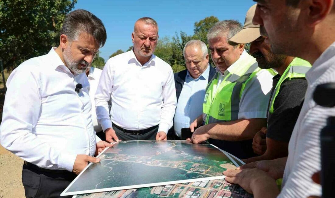 Büyükşehir’den altyapıdan ulaşıma Karacabey’e dev yatırımlar Bursa Büyükşehir Belediyesi Başkan Vekili Şahin Biba, Karacabey ilçesinde Büyükşehir