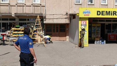 Bursa’nın İnegöl ilçesinde 6 katlı apartmanın girişinde bulunan doğalgaz borusundaki