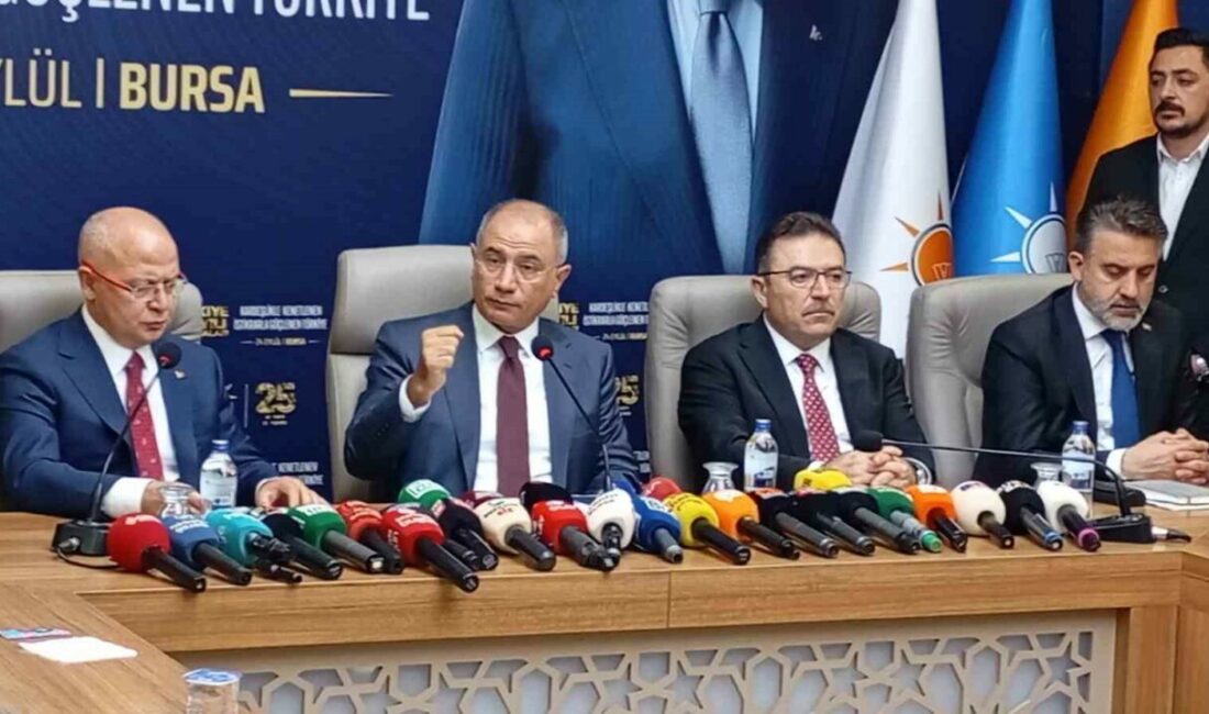 Efkan Ala’dan Terörsüz Türkiye ve Yeni Anayasa vurgusu AK Parti Genel Başkanvekili Efkan Ala, Milli Dayanışma Projesi ile