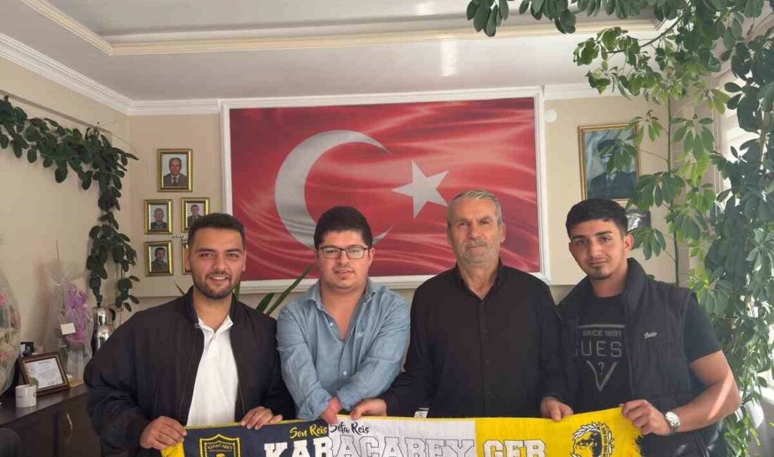 Fenerbahçelilerden eğitime ve ihtiyaç sahiplerine anlamlı destek Karacabey Genç Fenerbahçeliler (GFB), sosyal sorumluluk projeleri kapsamında öğrencilere ve