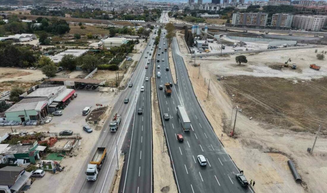 Geçit Köprüsü söz verilen tarihte trafiğe açıldı Bursa Büyükşehir Belediye Başkan Vekili Şahin Biba’nın teknik inceleme sırasında