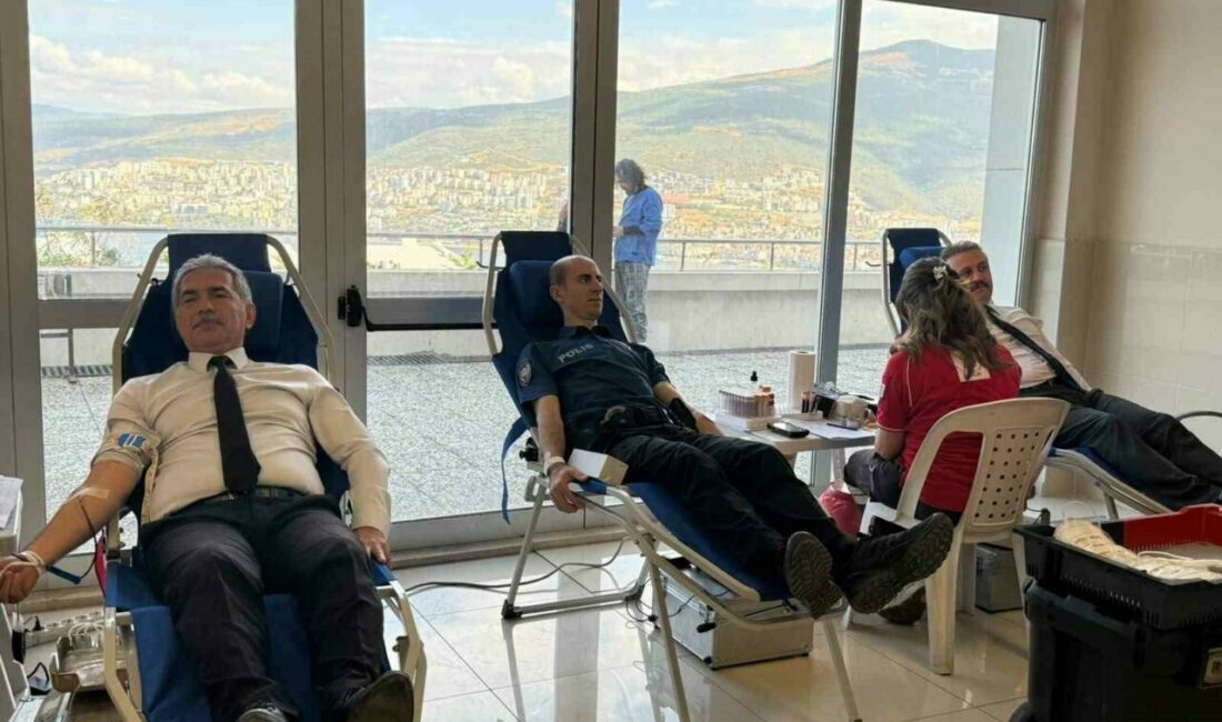 Gemlik Adliyesi’nde Kızılay’dan kan bağışı kampanyası Gemlik Adliyesinde, Türk Kızılay tarafından kan bağışı kampanyası düzenlendi. Adliyenin