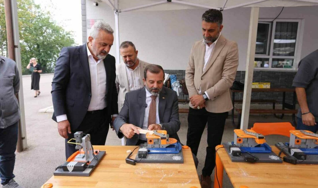 Gürsu Belediyesi’nden köy okullanıra çıkarma Gürsu Belediyesi Bilim Merkezi tarafından hazırlanan ve 4009 programı kapsamında