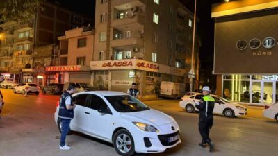 Bursa’nın İnegöl ilçesinde polis ekiplerince 200 personelin katılımıyla gerçekleştirilen asayiş
