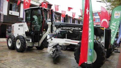 İznik Belediyesi, ilçenin yol ve altyapı çalışmalarında kullanılmak üzere yeni