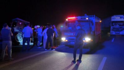 Bursa’nın İznik ilçesinde tırın, traktöre arkadan çarpması sonucu meydana gelen