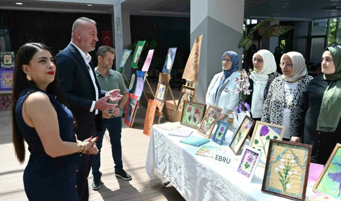 Karacabey’de sanat atölyeleriyle herkes için üretim zamanı Karacabey Belediyesi, vatandaşları ebru, punch, ahşap boyama ve ahşap yakma