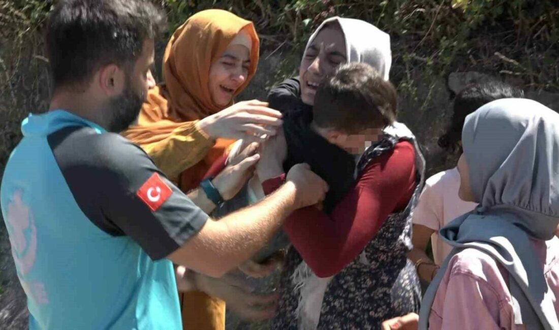 Kaybolan çocuğuna kavuşan anne sevinçten bayıldı Bursa’da mevsimlik işçi olarak çalışan ailenin 2.5 yaşındaki çocukları Emir,