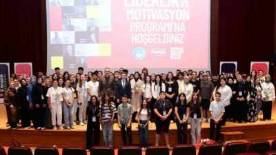 Kestel Belediyesi’nin gençlere yönelik hayata geçirdiği Liderlik ve Motivasyon Programı,