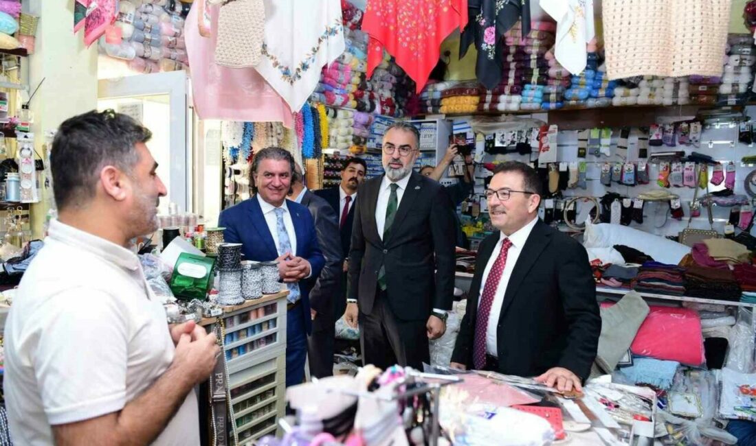Kestel’de yoğun ziyaret trafiği Türkiye Yüzyılı Buluşmaları kapsamında Kestel’e gelen önceki dönem İçişleri Bakanı