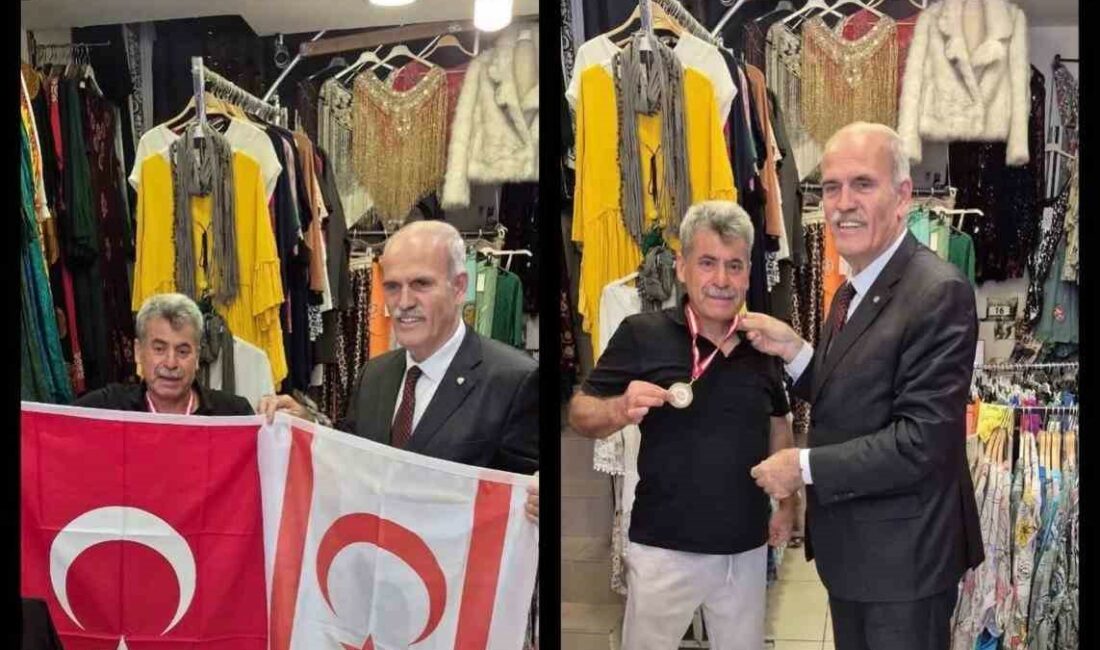Kıbrıs Maratonu öncesi Bursalı Veteran atlete anlamlı ziyaret AK Parti Genel Merkez Yerel Yönetimler Başkan Yardımcısı ve önceki
