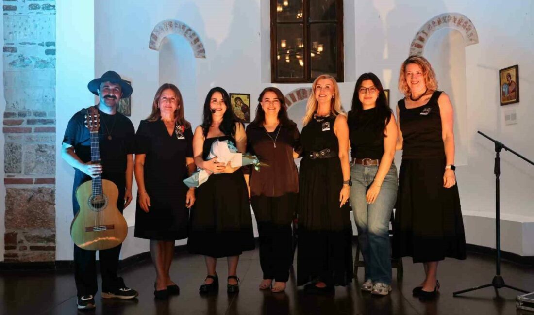 Mysia festivali “Amalia” ile başladı Bu yıl ilk kez düzenlenen Mysia Festivali, Gölyazı’da sahnelenen tek