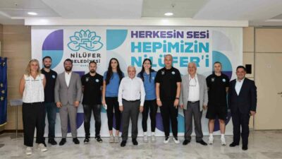 Nilüfer Belediye Başkanı Şadi Özdemir, Nilüfer Belediyespor Eker Voleybol Takımı’nda