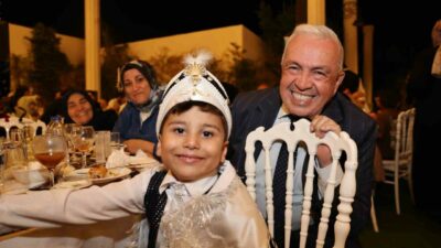 Nilüfer Belediyesi’nin düzenlediği 22’nci Geleneksel Sünnet Şöleni’nde 145 çocuk ve