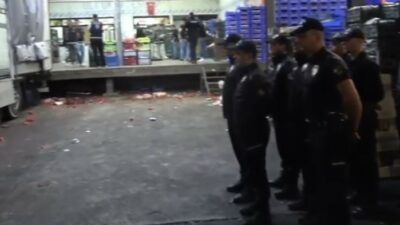 Yaş sebze ve meyve piyasasında fiyatları yukarı yönlü manipüle ederek