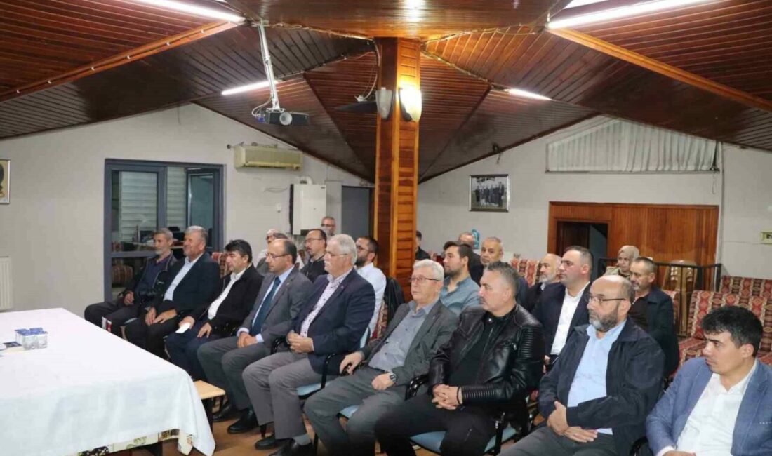 Prof. Dr. Adem Apak: “Ahlak, hayatın her alanında sorumluluk bilincidir” Bursa Uludağ Üniversitesi İlahiyat Fakültesi Dekanı Prof. Dr. Adem Apak,