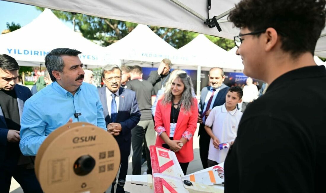 Yıldırım’da Bilimfest coşkusu Yıldırım Belediyesi, Bursa İl Milli Eğitim Müdürlüğü tarafından Bilim Şenlikleri