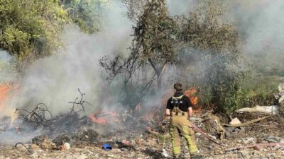 Bursa’nın Mudanya ilçesi ormanlık alanda yakılan ateşin çevredeki kuru ot