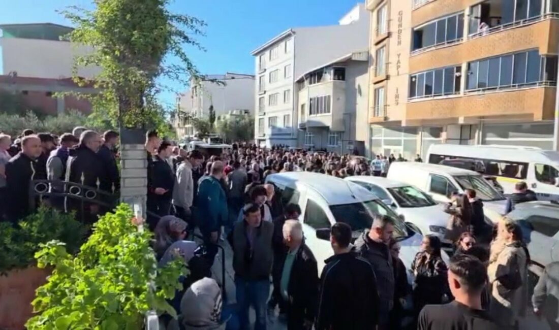 18 yaşında katledilen Gökçe Alkan son yolculuğuna uğurlandı Bursa’nın Karacabey ilçesinde sevgilisi Mustafa B. tarafından otomobilde boğazı kesilerek