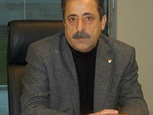 Osman Çelik ve Özçeliksan vekili Avukat Mustafa Yıldırım, Şehir Gazetesi