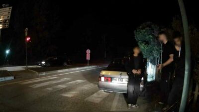Bursa’nın İnegöl ilçesinde polis uygulamasının yanından abartı egzoz sesiyle geçen