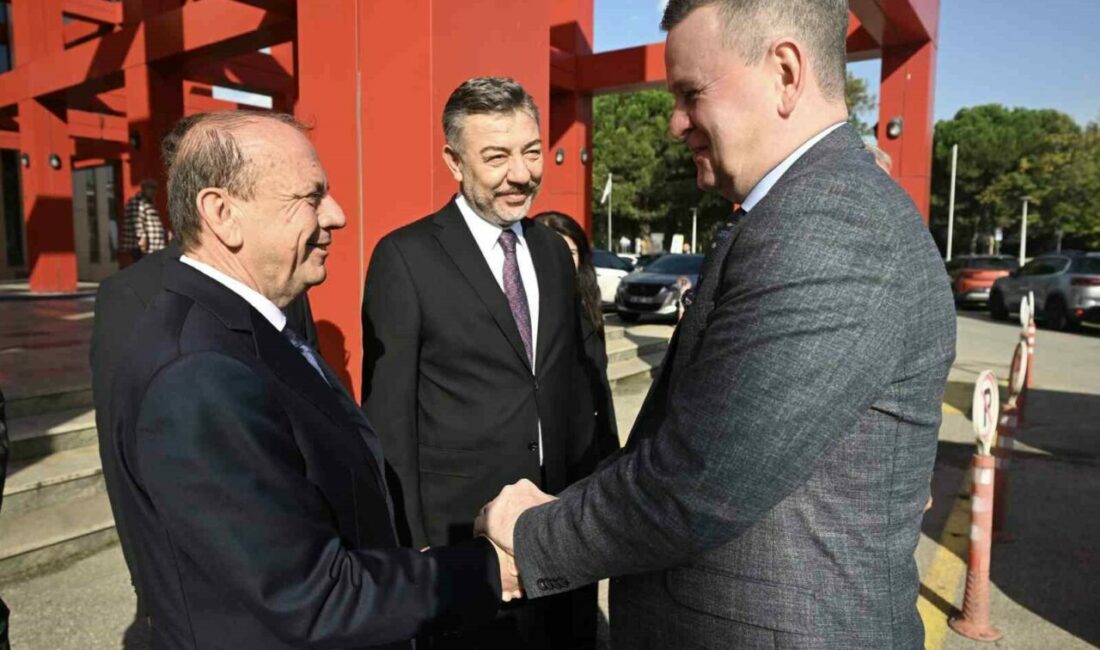 ABD İstanbul Başkonsolosu Michael Lally, BTSO’yu ziyaret etti ABD İstanbul Başkonsolosu Michael Lally, Bursa Ticaret ve Sanayi Odası’nı