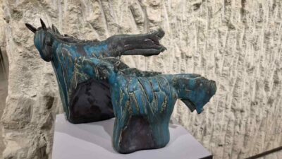 Bursa’daki Akeramos Sanat Merkezi, 10. kuruluş yılı etkinlikleri kapsamında “Ateşten