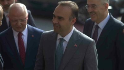 BURSA (İHA) – Sanayi ve Teknoloji Bakanı Mehmet Fatih Kacır,
