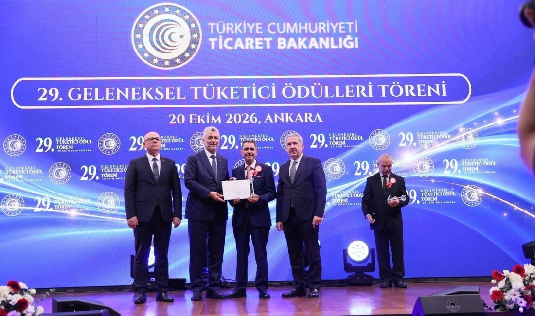 Bakan Bolat’tan Bursa’ya tüketici ödülü 29’uncu Geleneksel Tüketici Ödülleri Ankara’da TOBB’da gerçekleştirilen görkemli bir törenle