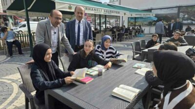 Bursa’nın Orhaneli ilçesinde Belediye ve Milli Eğitim Müdürlüğü tarafından kitap