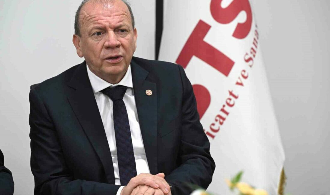 BTSO’da devir teslim töreni gerçekleştirildi Bursa Ticaret ve Sanayi Odası’nda (BTSO) seçimlerin ardından yönetim kurulu