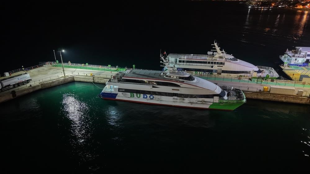 Bursa-İstanbul deniz otobüsü seferlerine hava engeli Bursa Deniz Otobüsleri’nin (BUDO) yarın gerçekleştirilecek 12 seferi olumsuz hava