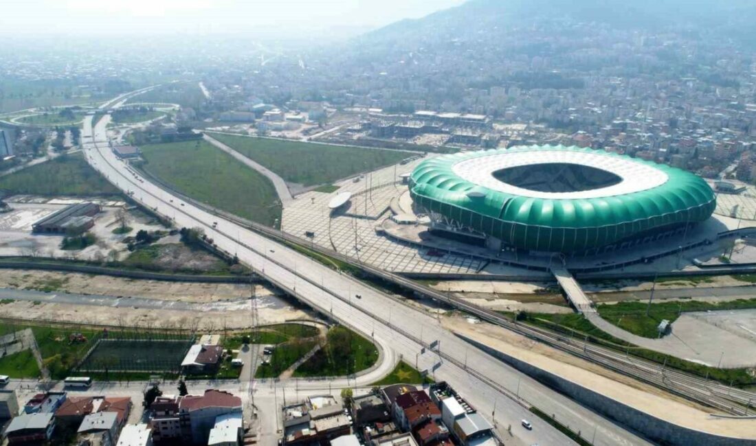 Bursa’da Cumhuriyet Koşusu nedeniyle bu yollar trafiğe kapatılacak Bursa’da 25 Ekim Pazar günü düzenlenecek 29 Ekim Cumhuriyet Koşusu