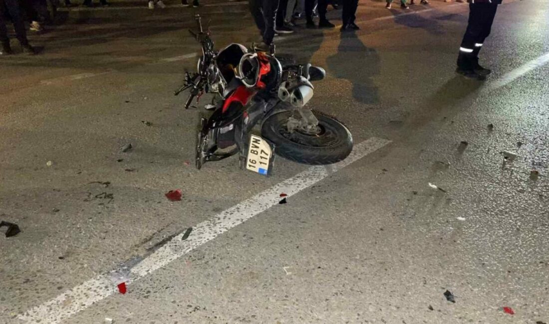 Bursa’da feci kaza : 1 ölü 1 ağır yaralı Bursa’nın İnegöl ilçesinde meydana gelen trafik kazasında kamyonet ile motosiklet