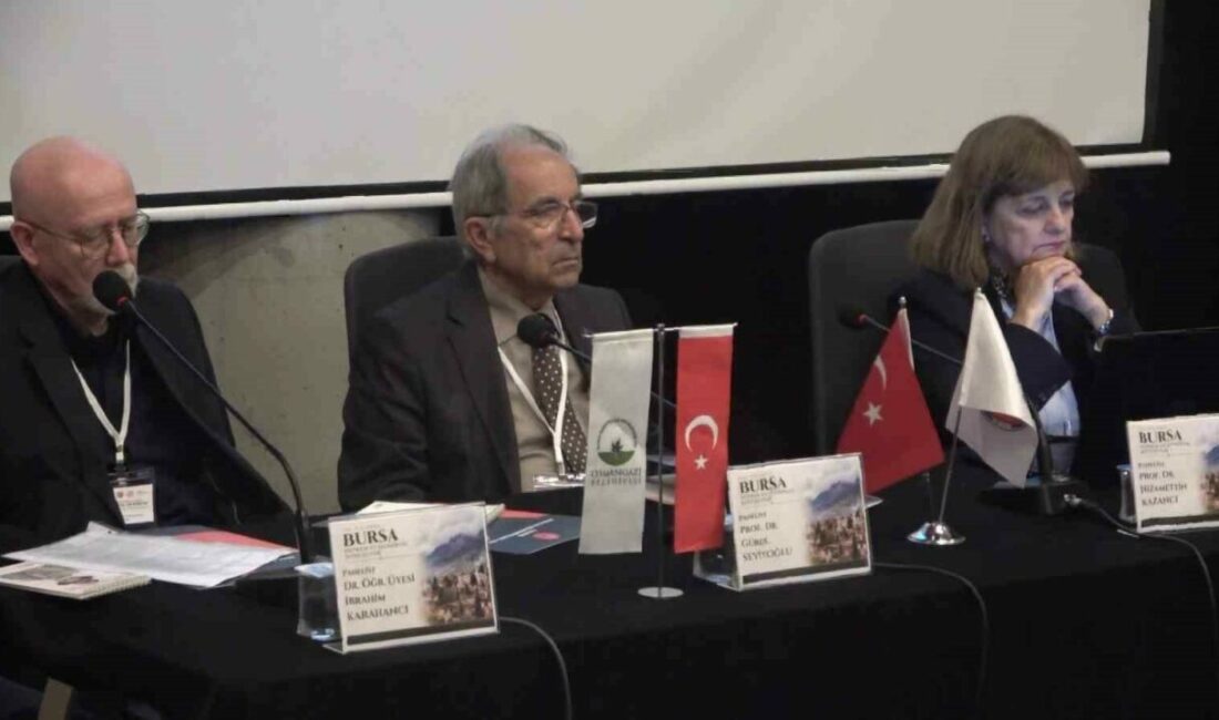 Bursa’nın 700. yılında 1855 depremi geçmişten geleceğe ışık tutuyor Bursa’nın fethinin 700. yılı etkinlikleri kapsamında, 1855 Bursa Depremi’nin tarihi