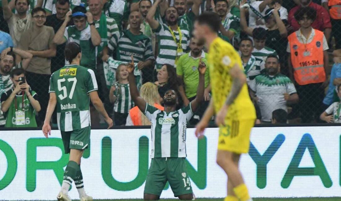 Bursaspor’da tarihi rekor: Kelechi Iheanacho Türk futbol tarihine geçti Bursaspor’un santrforu Kelechi Iheanacho ve Saffet Sancaklı’nın 9 maçlık gol