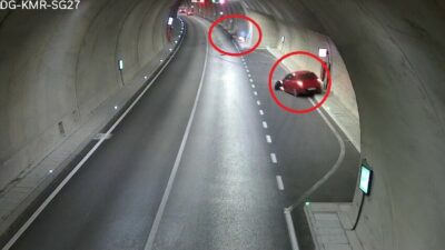 Bursa’da otomobilin karşı şeride geçerek motosiklete çarptığı kazada 52 yaşındaki
