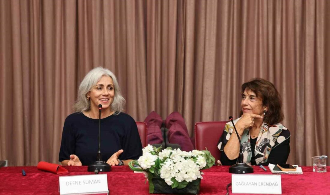 Defne Suman Nilüferli okurlarıyla buluştu Nilüfer Belediyesi’nin düzenlediği Edebi Kazılar söyleşisinin konuğu Defne Suman oldu.
