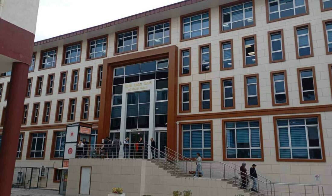 Yalova’da şarkıcı Güllü’nün ölümüne ilişkin davanın ilk duruşmasında savunması alınan